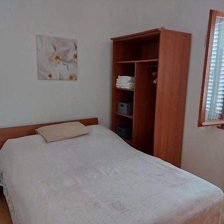 Goga Apartment Петрчане Екстер'єр фото